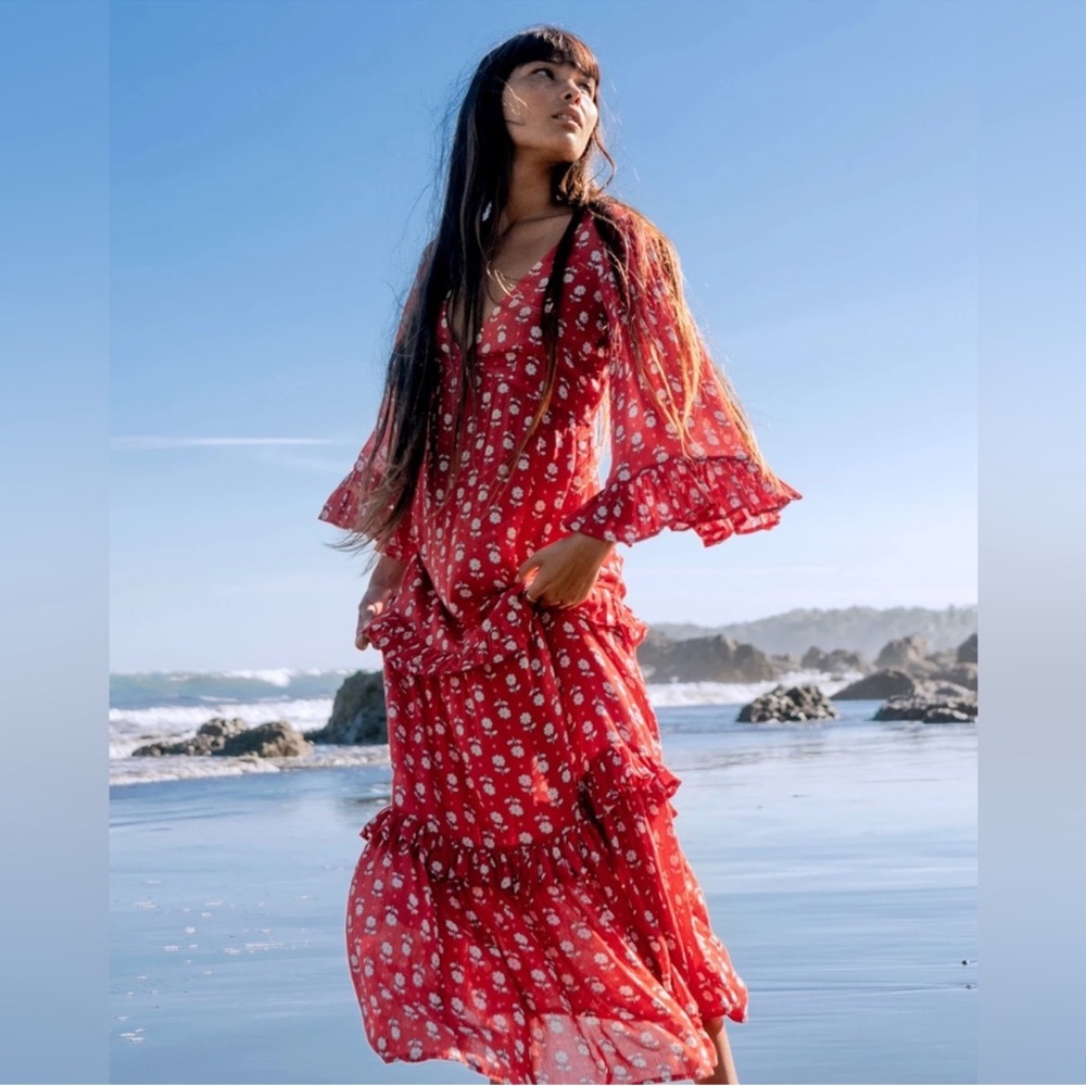 NWT Billabong Time After Time V-Neck Red & White Floral Maxi Dress Size Small